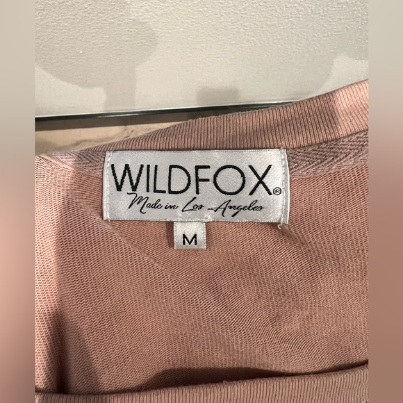 WILDFOX BAGGY BEACH JUMPER STARS SIZE: M COLOR: PINK W/WHITE STARS - Picture 3 of 3